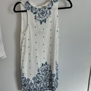 Aeropostale XS cream and blue Shift dress